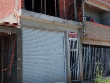 Casa Comercial à Venda